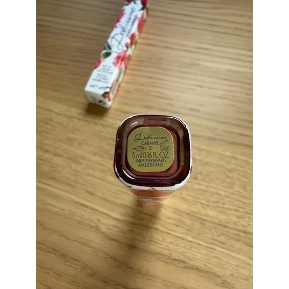 NIB Dolce & Gabbana Matte Liquid Lipcolour - Caramel - Picture 3 of 3